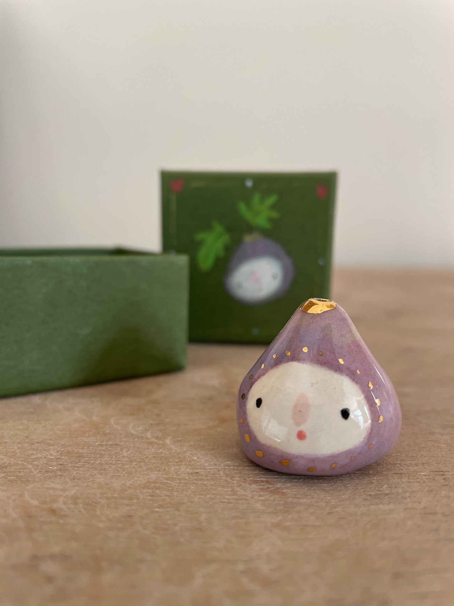 Mini figue faïence et or