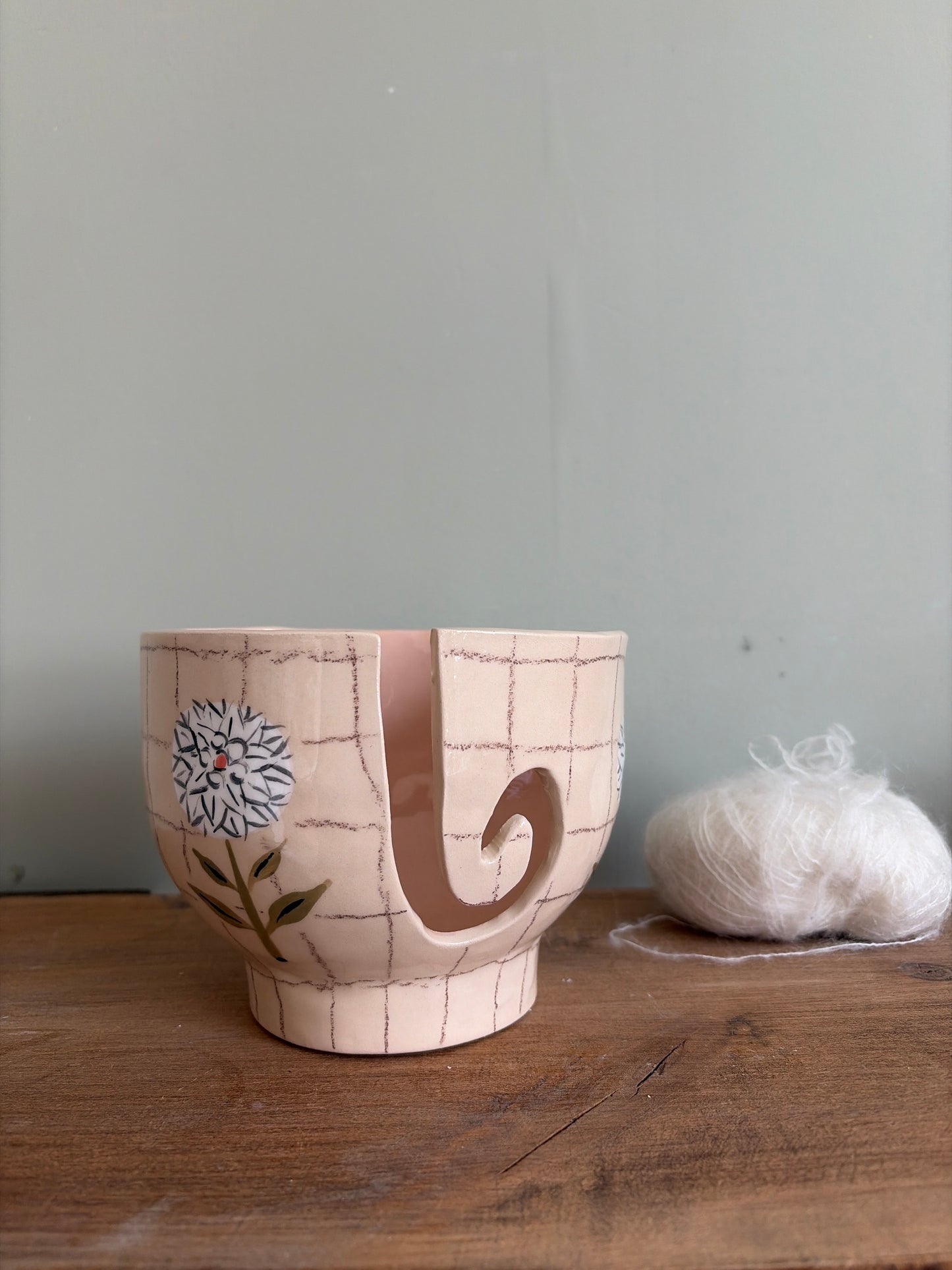 Bol dévidoir à laine en céramique