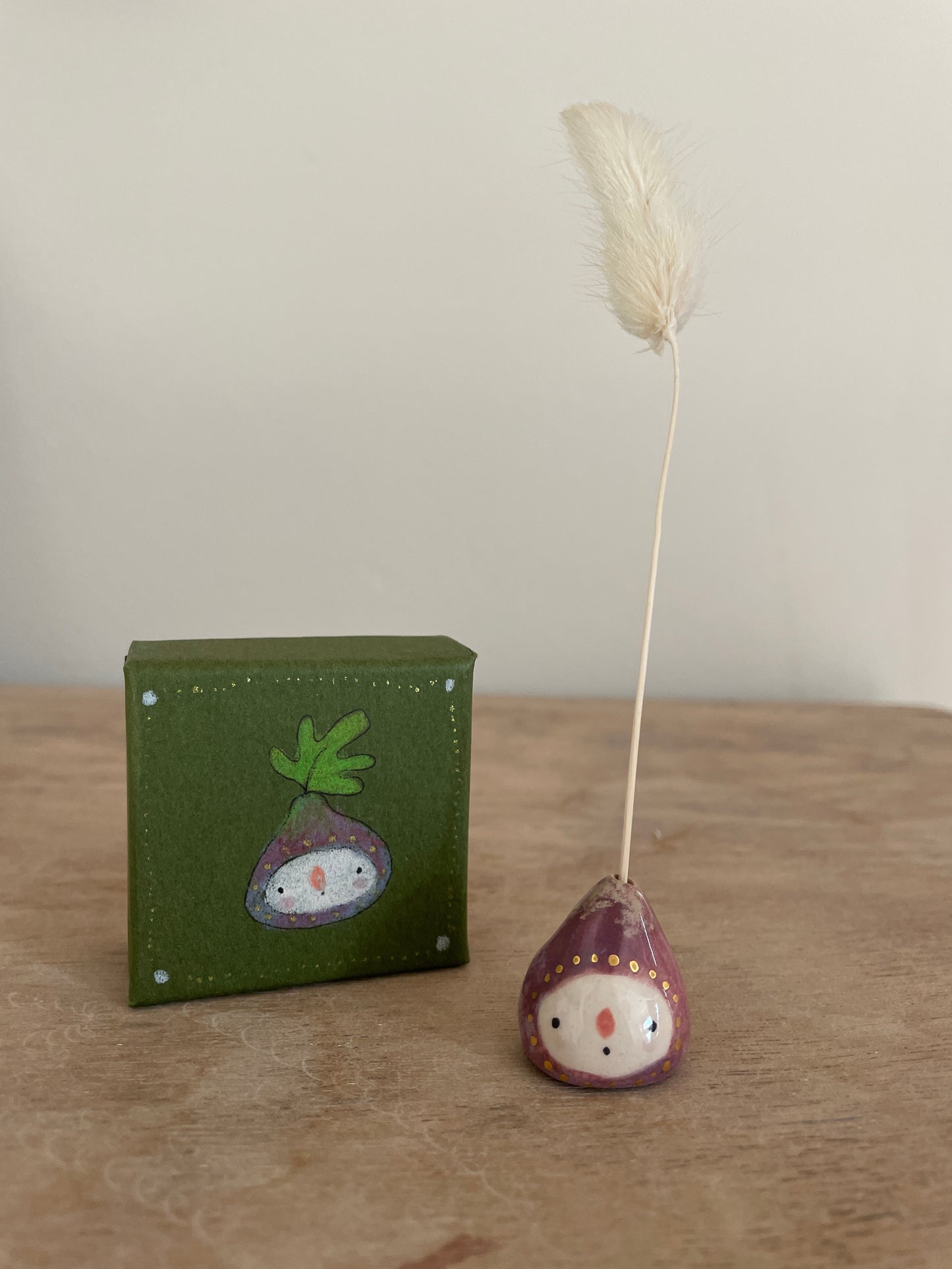 Mini figue faïence et or