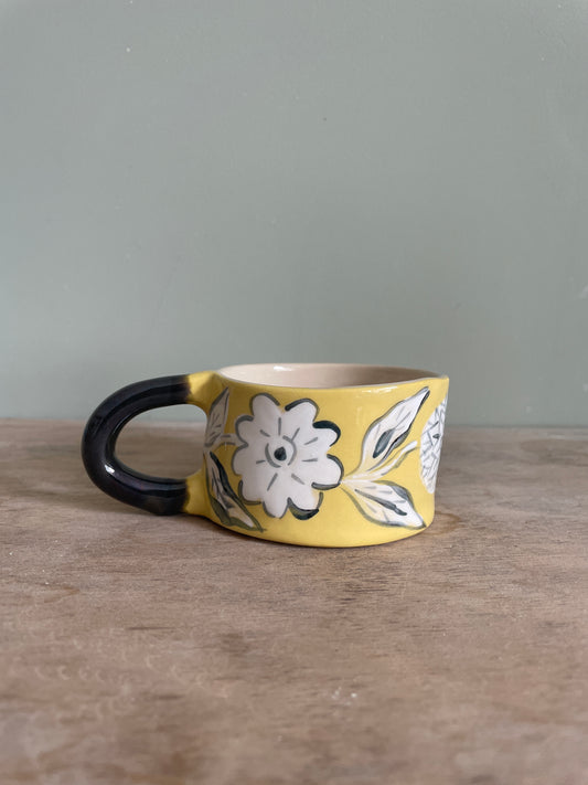 Tasse fleur en céramique