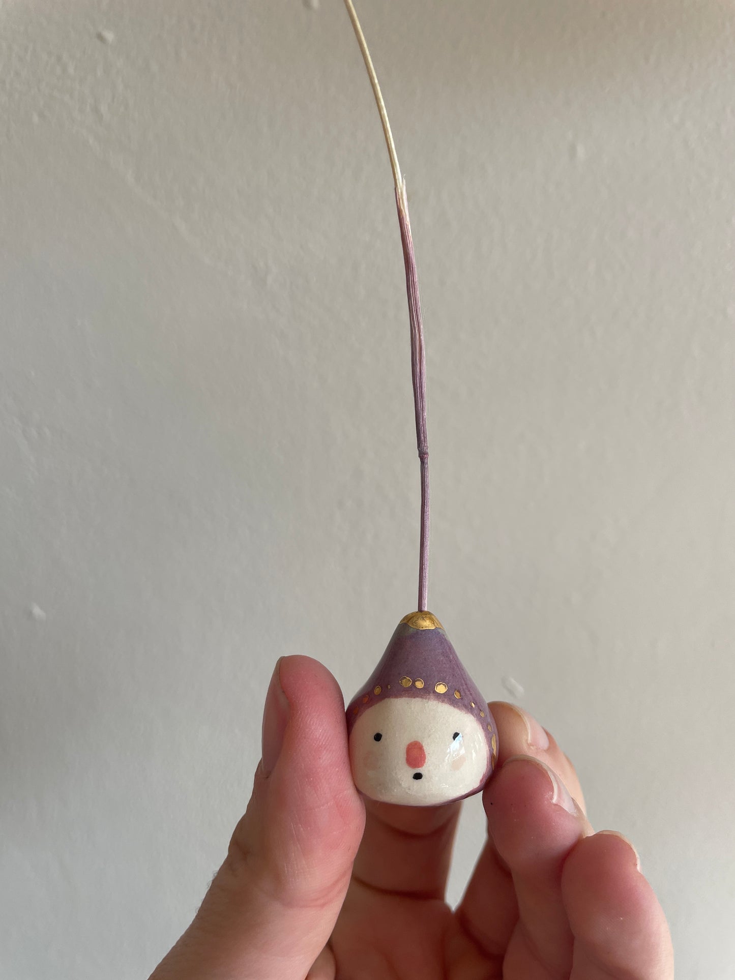 Mini figue faïence et or