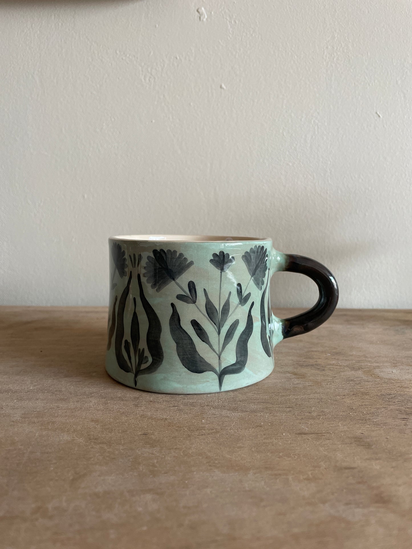 Mug fleuri en céramique