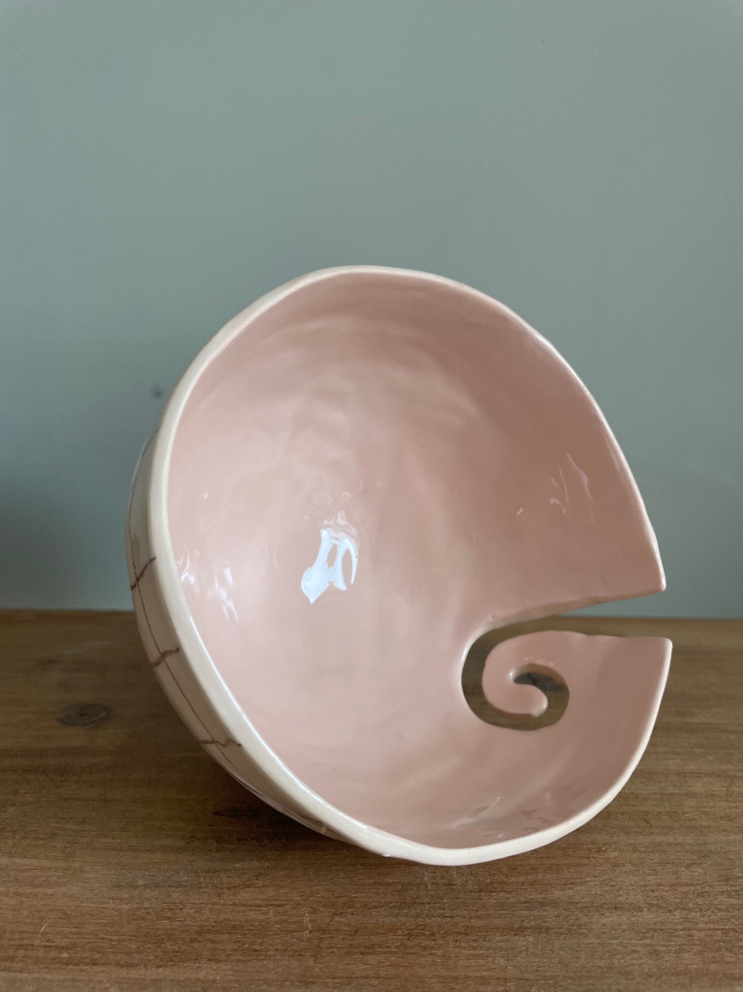 Bol dévidoir à laine en céramique