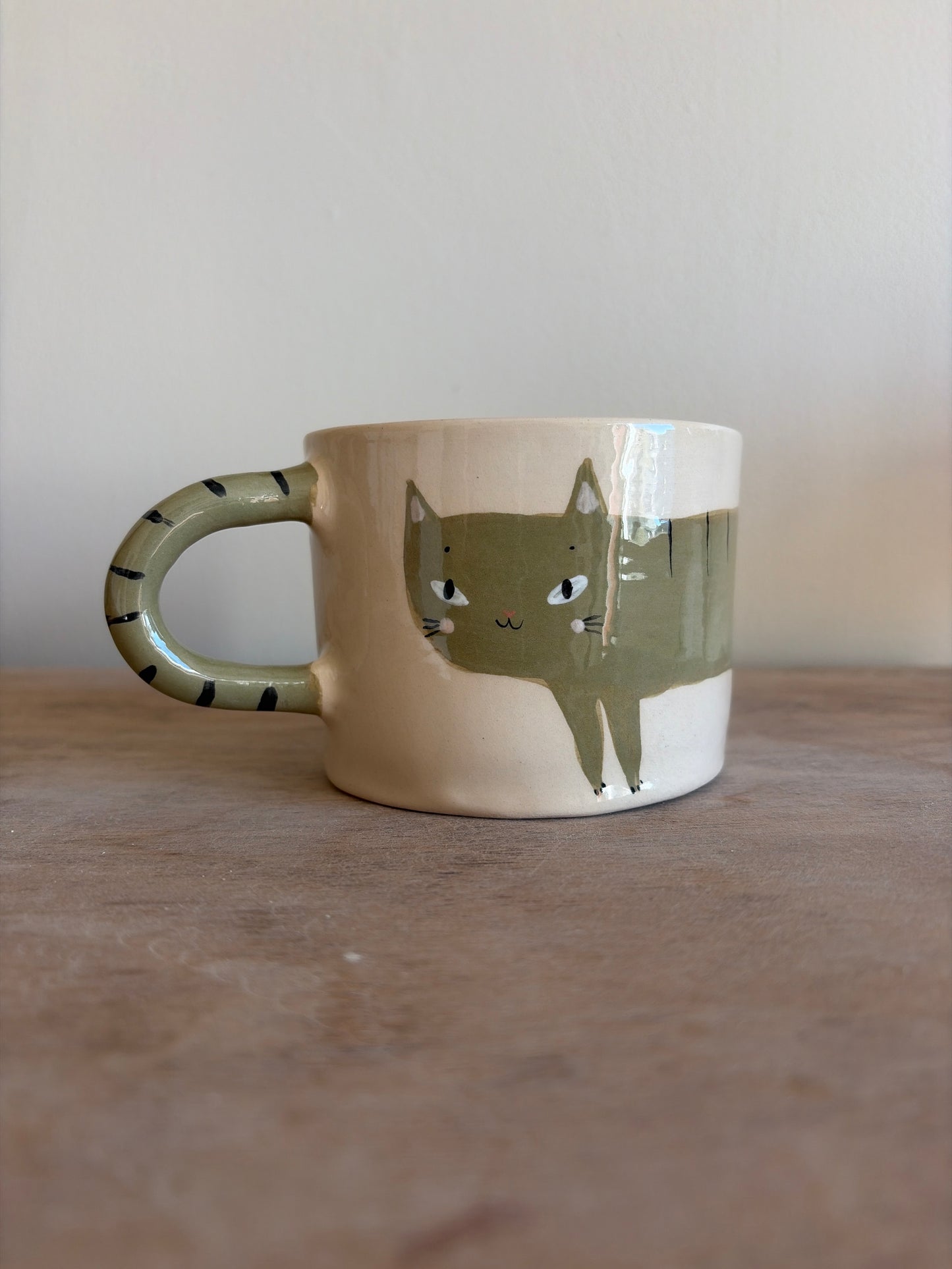 Tasse chat saucisse en céramique