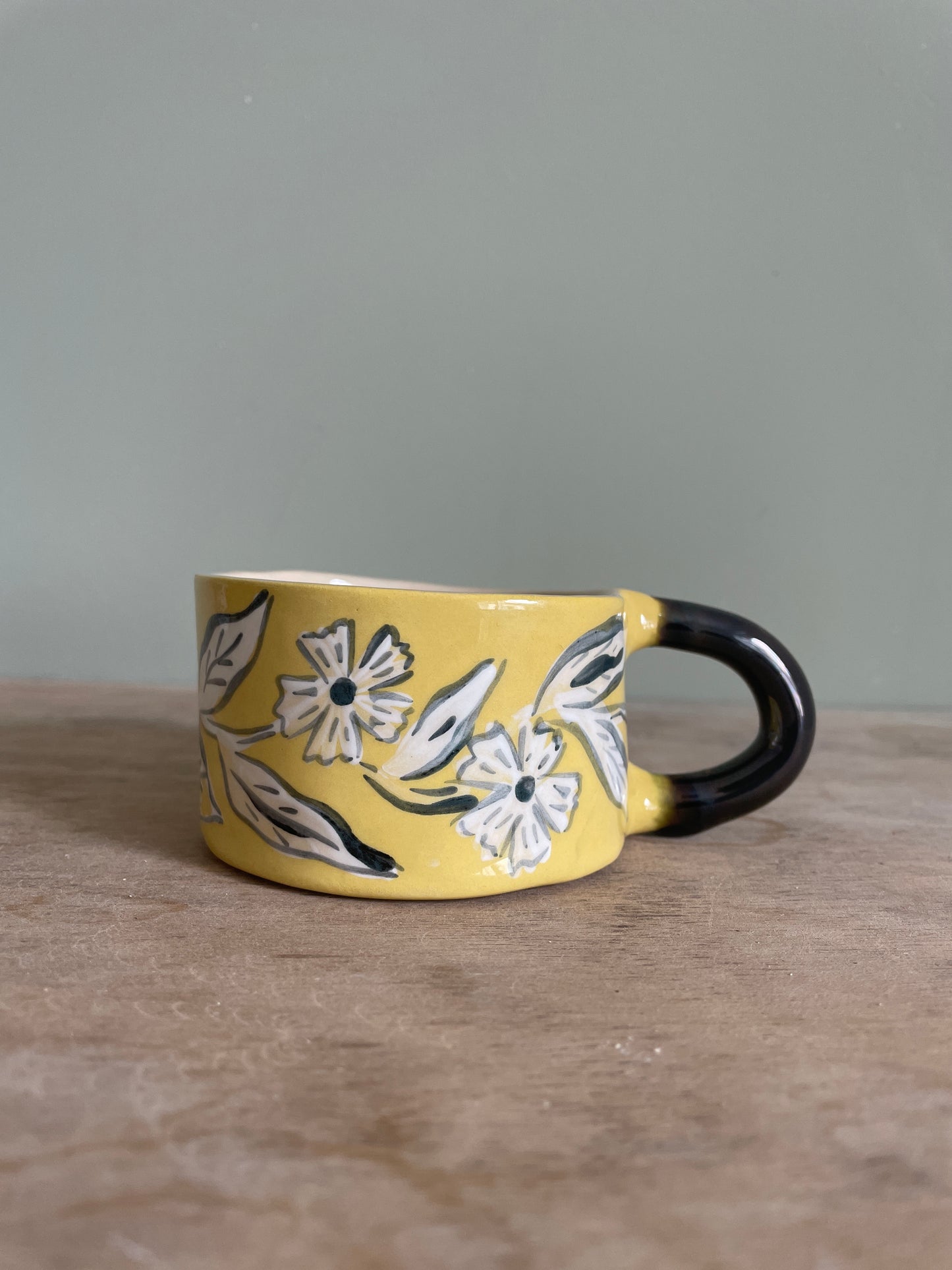 Tasse fleur en céramique