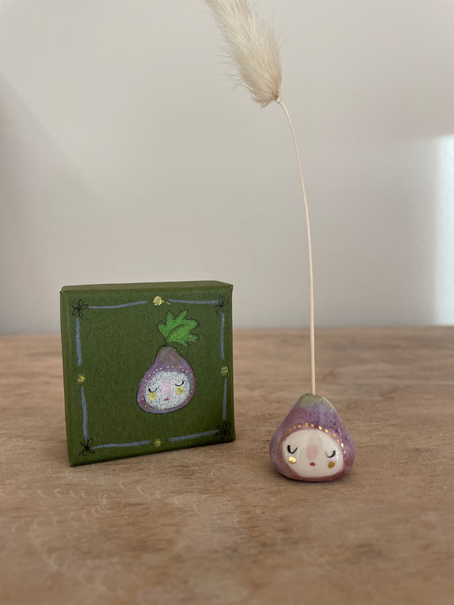 Mini figue faïence et or