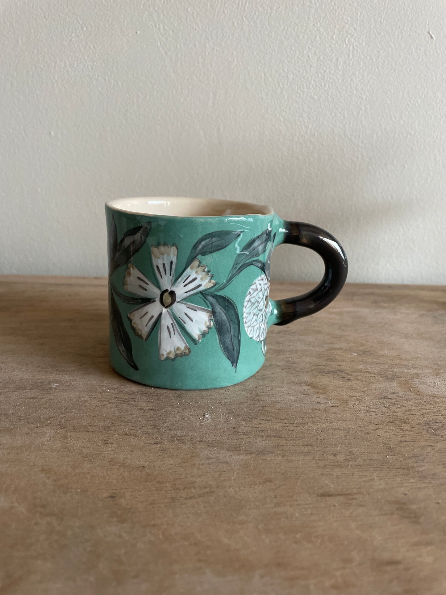 Mug fleuri en céramique