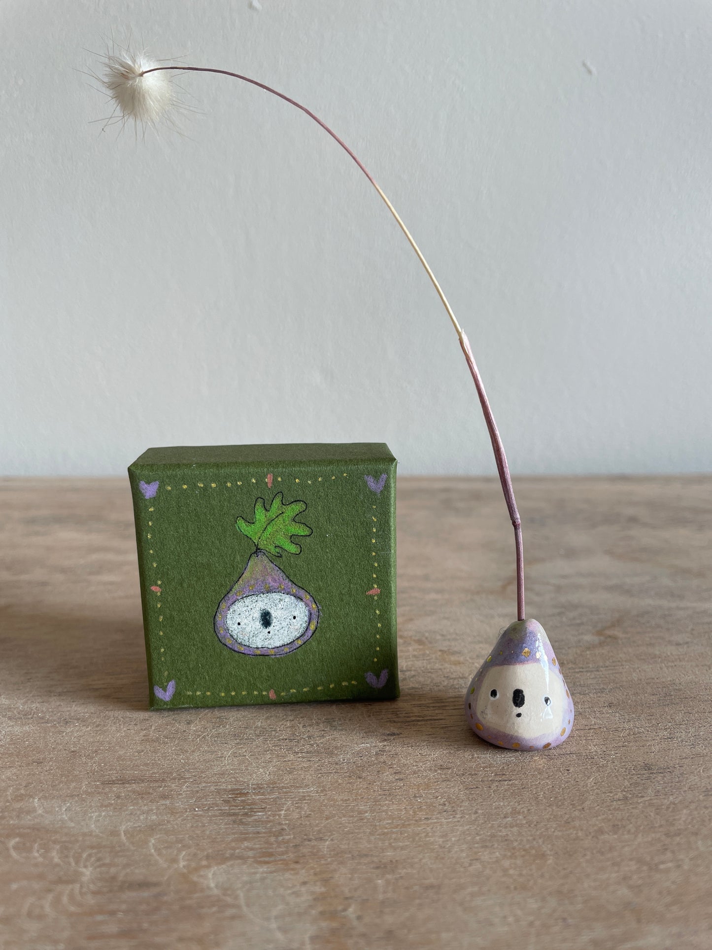 Mini figue faïence et or