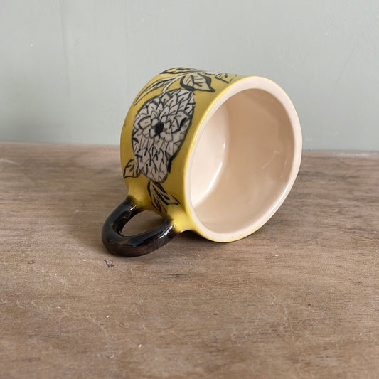 Tasse fleur en céramique