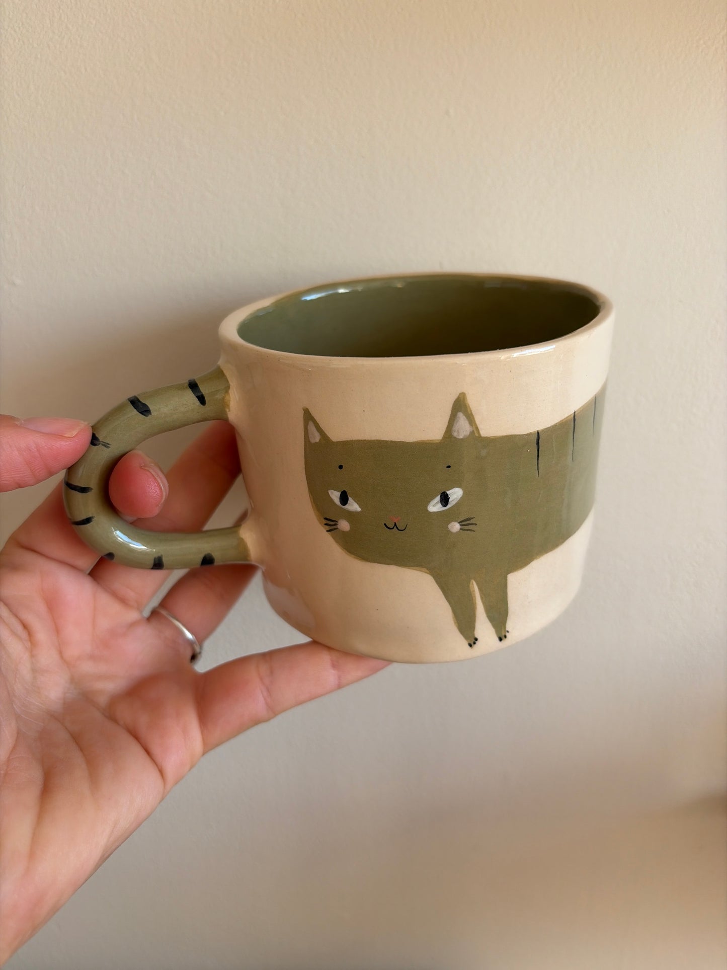 Tasse chat saucisse en céramique