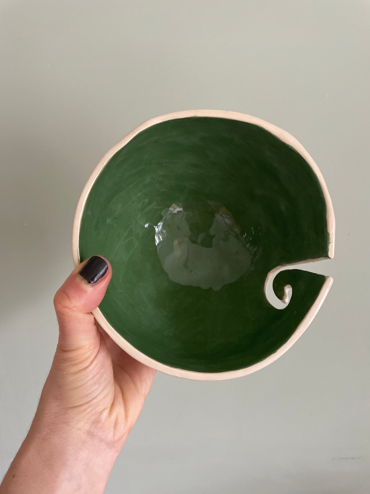 Bol dévidoir à laine en céramique