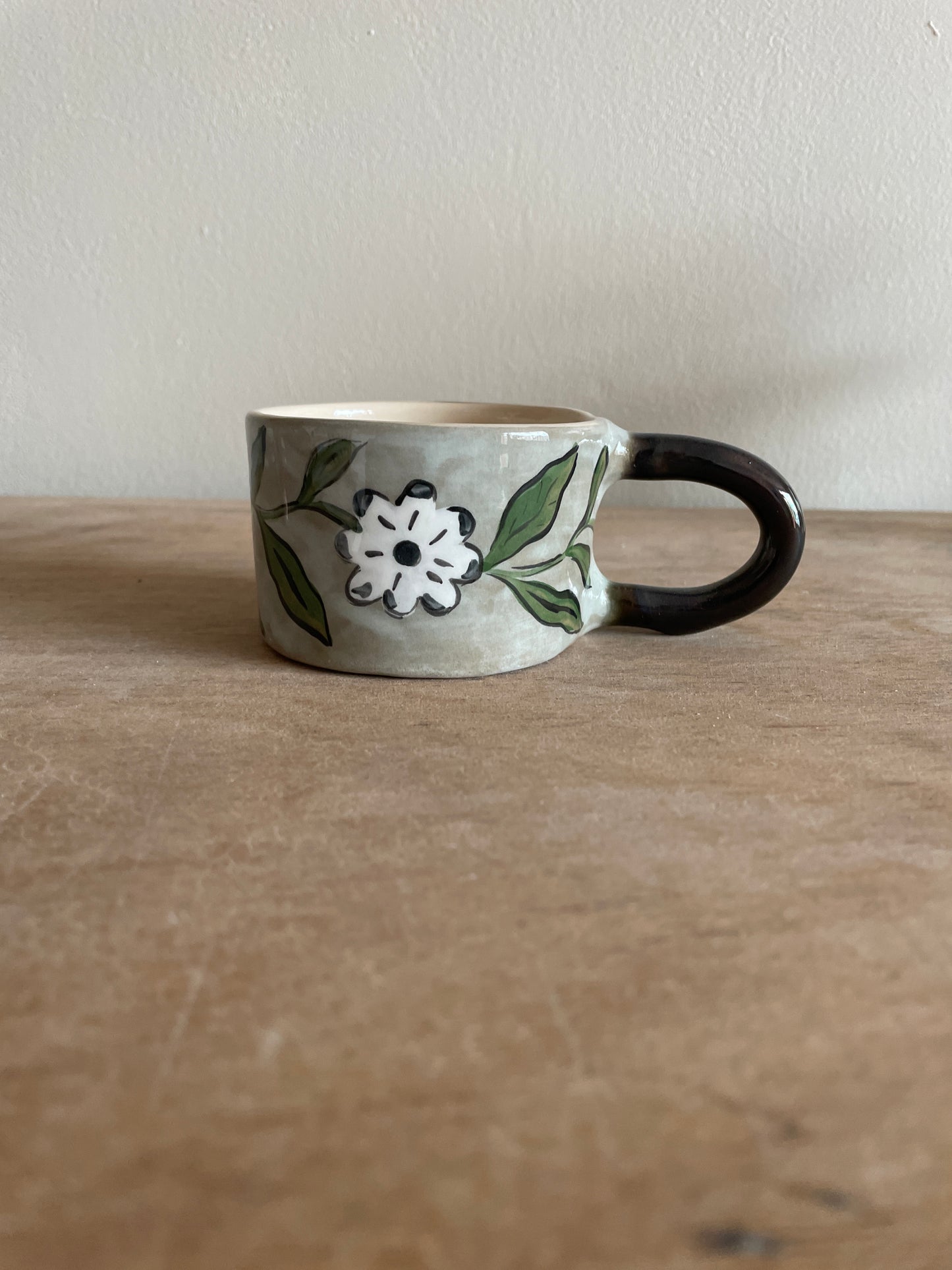 Tasse fleur en céramique